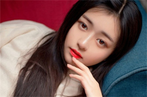 上海花千坊：上海服装出口与 __ 政策的关系